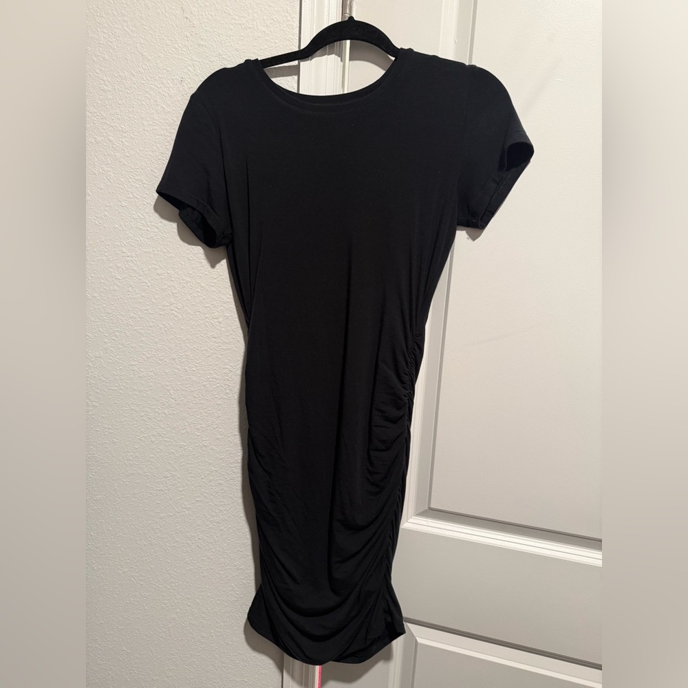 Aritzia babaton fitted bodycon dress